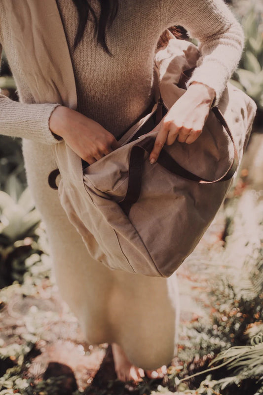 Saarde| Journey Duffle Canvas Bag | Clay