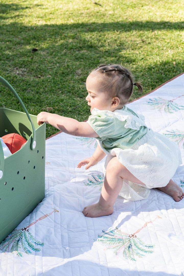 Everyday bag in moss