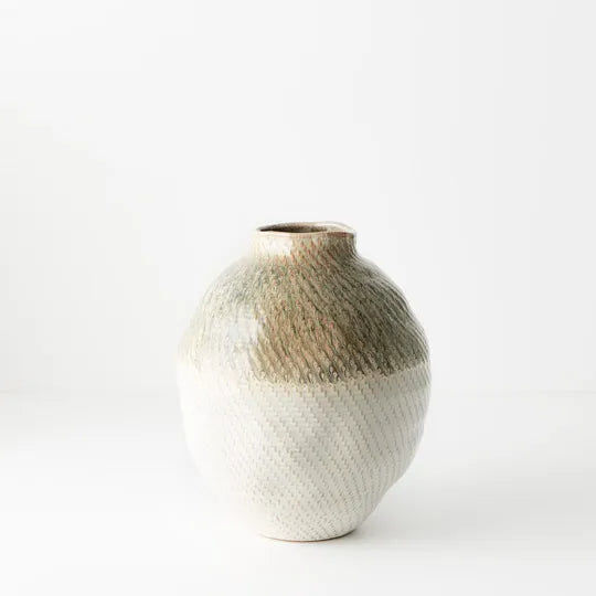 Emira Vase