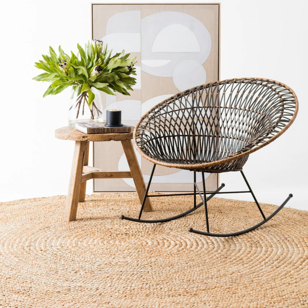 Braided round rug